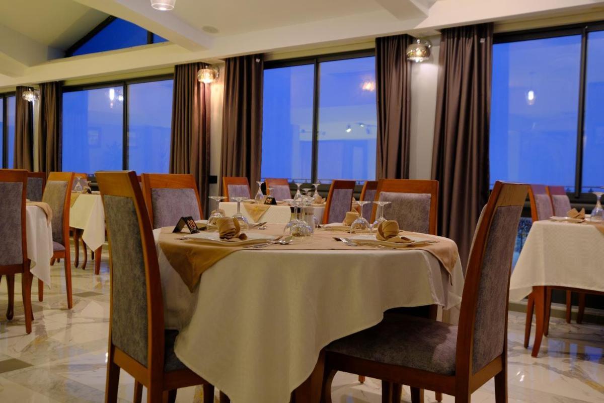 Hotel Baba Arroudj Jijel Exteriör bild