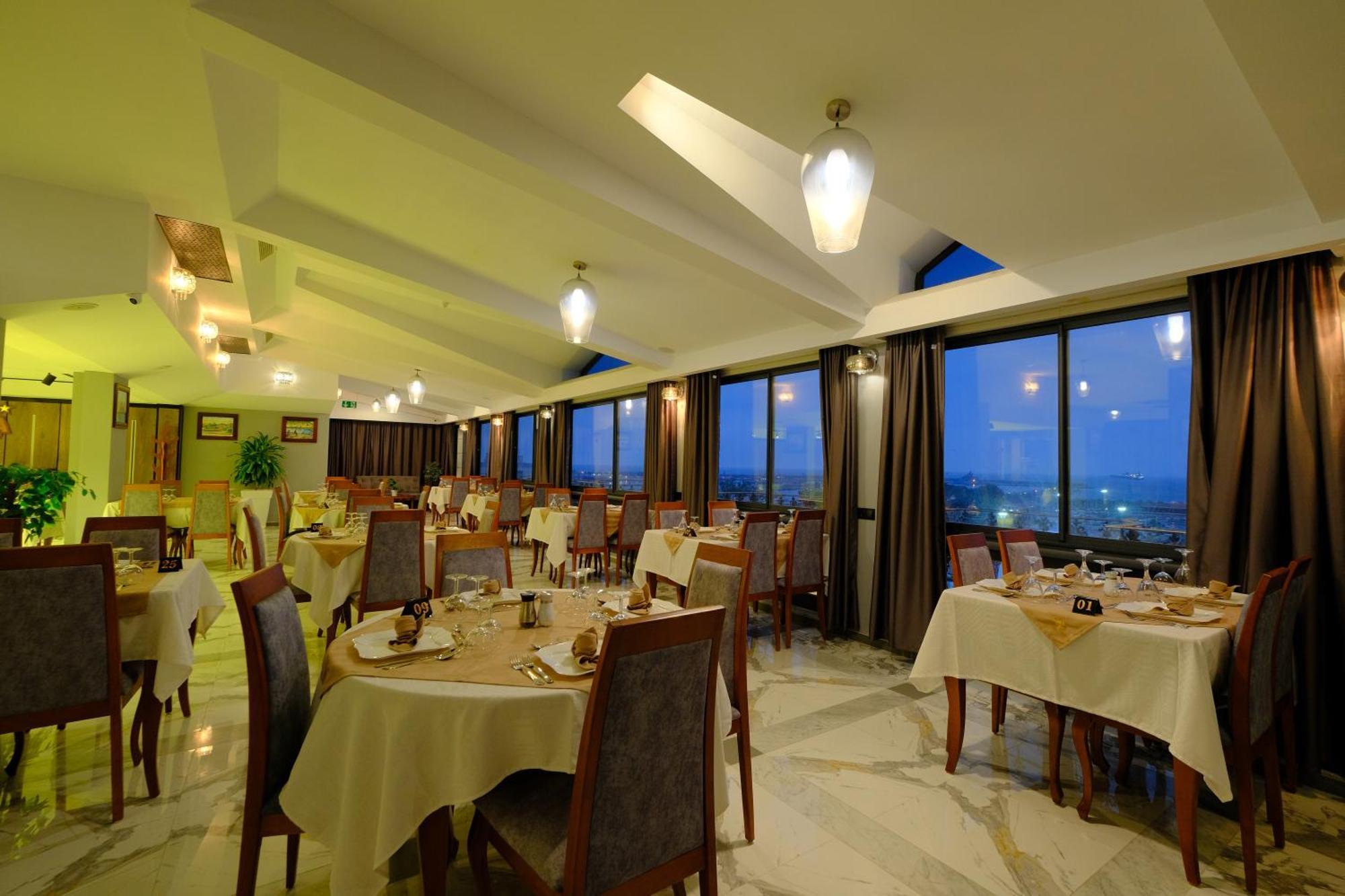 Hotel Baba Arroudj Jijel Exteriör bild