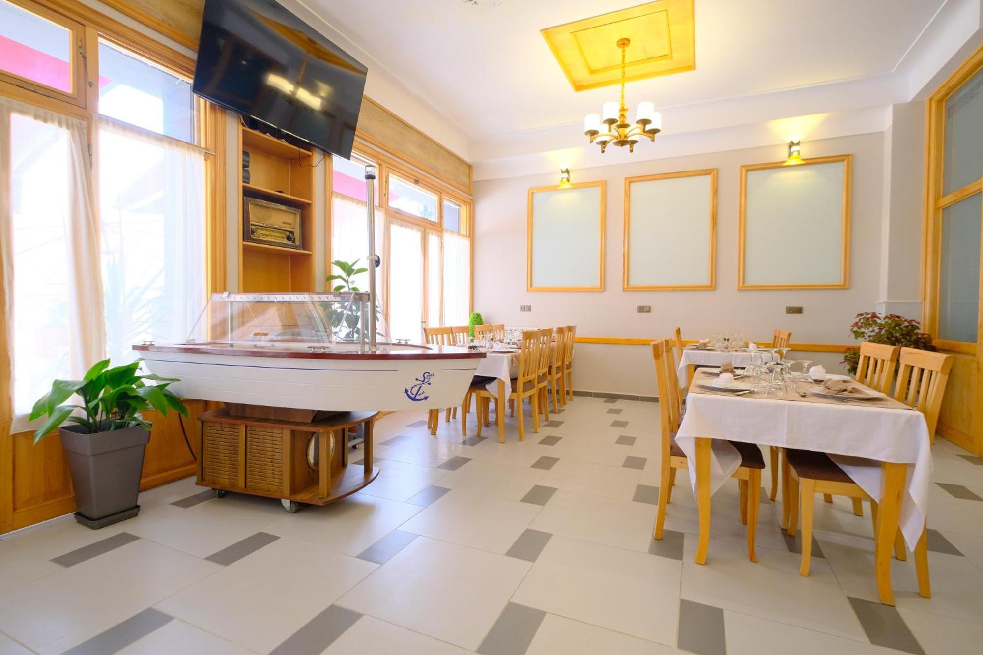 Hotel Baba Arroudj Jijel Exteriör bild